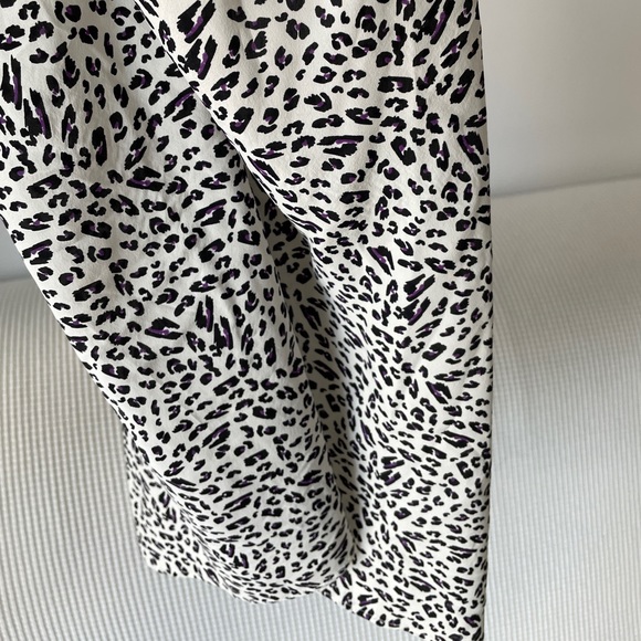 Leopard Mini Ruffle Top - Picture 4 of 4